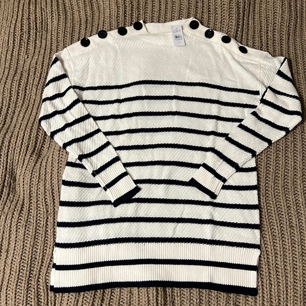 Loft women sweater size xs new